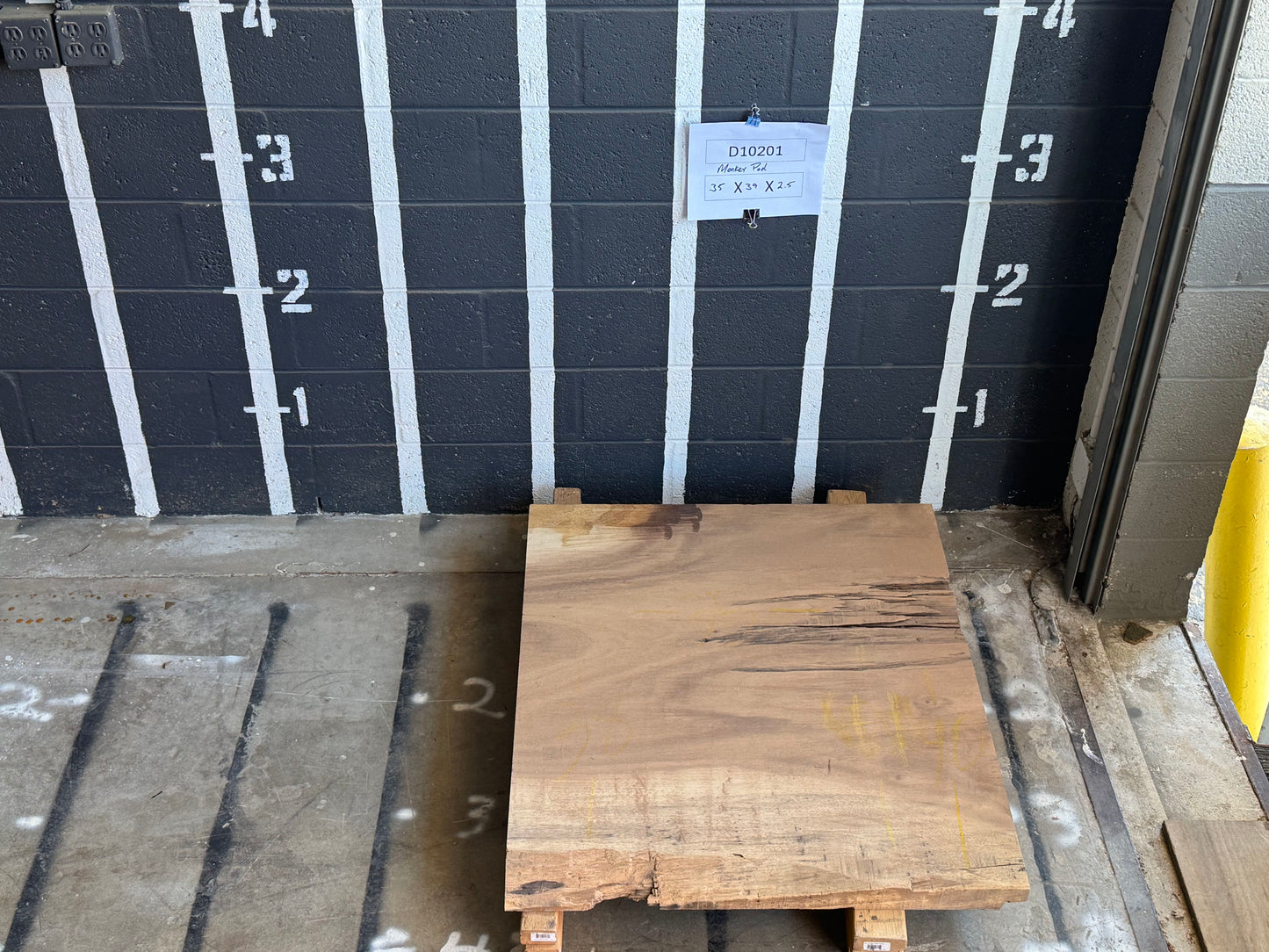 10/4 Monkey Pod <br> 35" x 39" x 2.5" <br> D10201