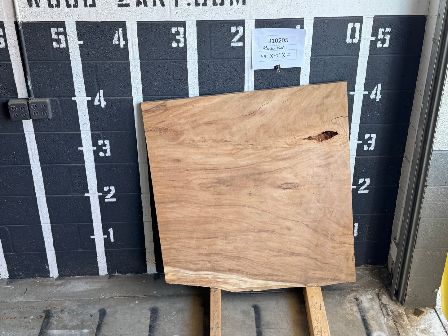 8/4 Monkey Pod <br> 44" x 45" x 2" <br> D10205